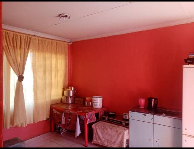 2 BEDROOM HOUSE FOR SALE IN PALM RIDGE